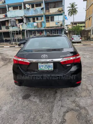Toyota Corolla 2017 Black