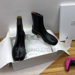 Maison Margeila - Boot
