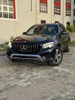 Mercedes-Benz GLC-Class 2016 Blue
