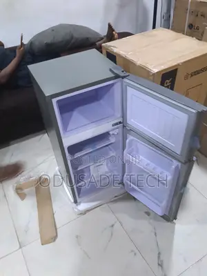 Snowsea 100l Refrigerator BCD-136 – Perfect for Home Use