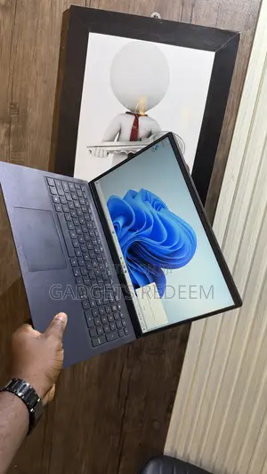 Laptop Dell Inspiron 15 3521 8GB Intel Core i5 SSD 256GB