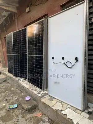 Jinko Solar Panel (Halfcut) 620watts