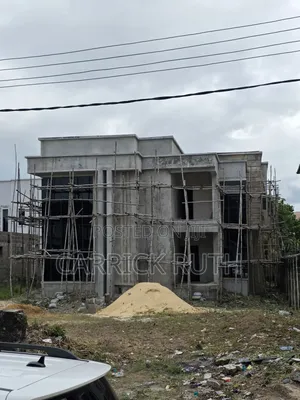 5bdrm Duplex In Leki View, Uvwie For Sale