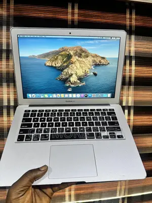 Laptop Apple MacBook Air 2015 8GB Intel Core i7 SSD 128GB