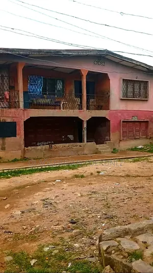 16bdrm Apartment in Ringroad Estate, Oluyole for sale