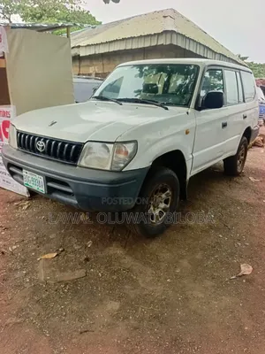 Toyota Land Cruiser 90 1997 White