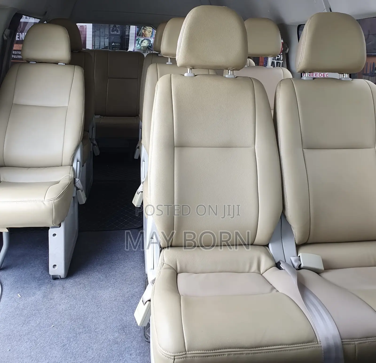 Toyota HiAce 2016 Brown