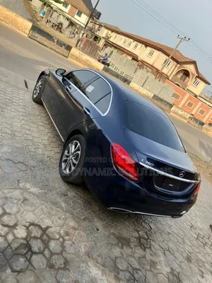 Mercedes-Benz C300 Luxury 4matic Sedan AWD (2.0L 4cyl 7A) 2017 Blue