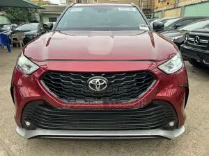 Toyota Highlander XSE FWD 2023 Burgundy