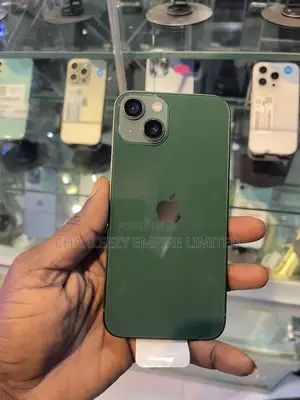 Apple iPhone 13 128 GB Green