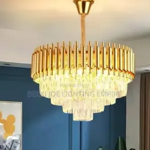 Crystal Gold Chandaleir