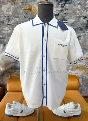 *Original Louis Vuitton Polo Top Available in Store M —— XXL
