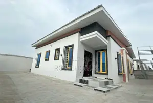 3bdrm Bungalow in View Estate, Olokonla for sale