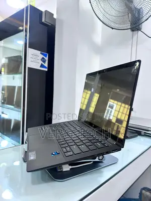 Laptop HP Elite Dragonfly x360 11th Gen 16GB Intel Core i7 SSD 512GB