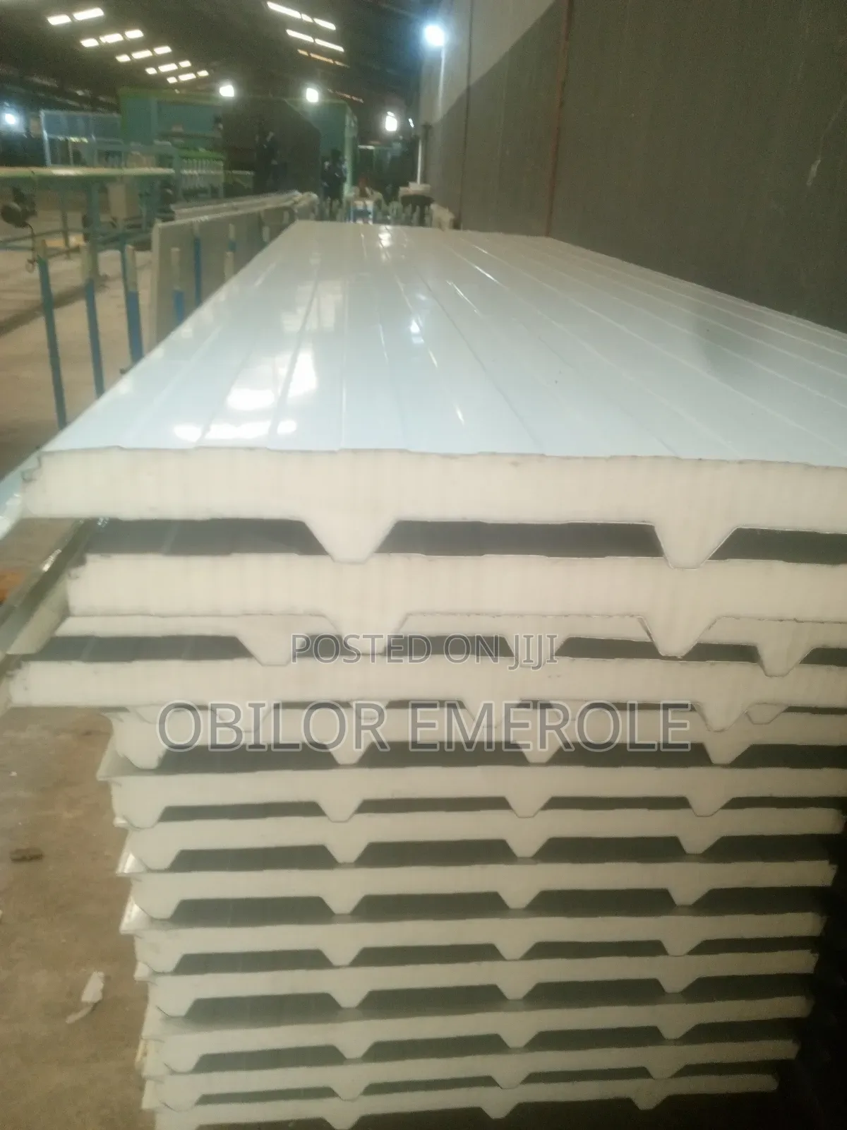 Polyurethane (Pu) Insulated Roofing Sheets