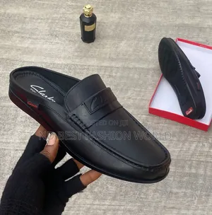 Quality Clarks Half Shoe