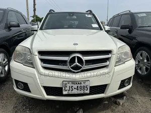 Mercedes-Benz GLK-Class 350 2010 White