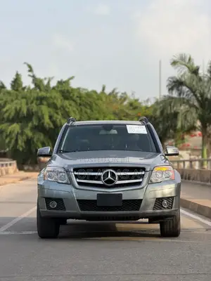 Mercedes-Benz GLK-Class 350 2012 Silver