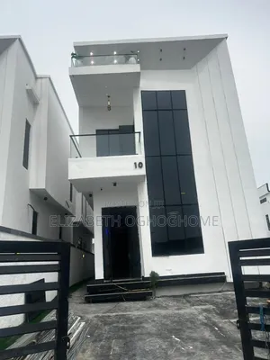 5bdrm Duplex in Chevron for sale