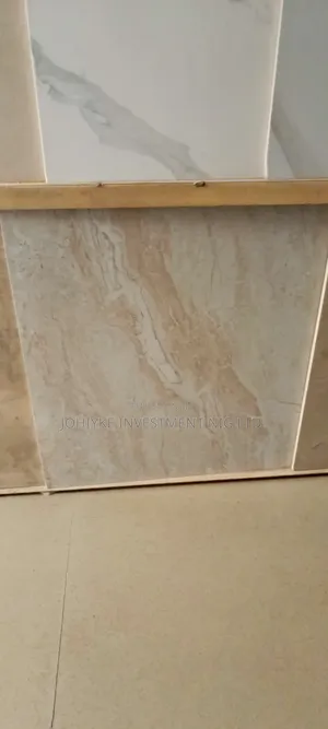 High Quality Tiles