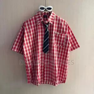 High Quality Short Sleeved Sleeved Shirt