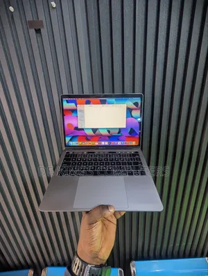 Laptop Apple MacBook Pro 2016 8GB Intel Core i5 SSD 1T