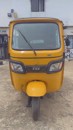 TVS Apache 180 RTR 2023 Yellow