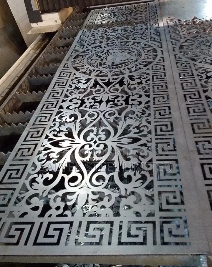 Design Plate and Handrail