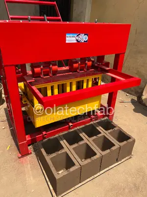 Affordable High Productivity Concrete Block Molding Machine
