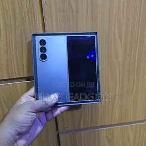 Samsung Galaxy Z Fold7 256 GB Gold