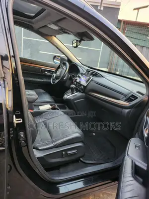 Honda CR-V Touring 4dr SUV AWD (1.5L 4cyl CVT) 2017 Black