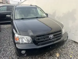 Toyota Highlander 2004 Black
