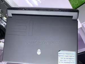 New Laptop Dell Allenware M15 R5 16GB Intel Core i7 SSD 1T