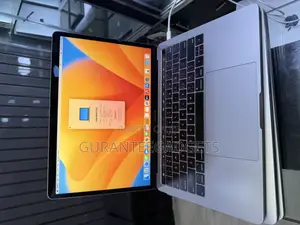 Laptop Apple MacBook Pro 2018 8GB Intel Core i5 SSD 512GB