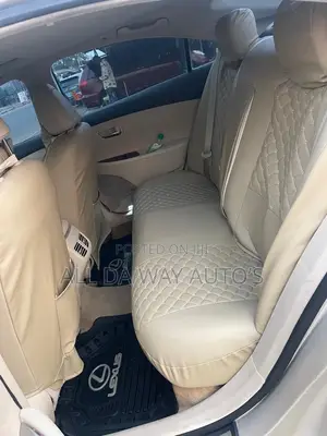Lexus ES 350 2011 Gold