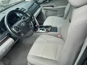 Toyota Camry XLE 4dr Sedan (2.5L 4cyl 6A) 2012 Black