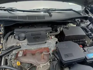 Toyota Camry SE Sport 4dr Sedan (2.5L 4cyl 6A) 2014 Gray