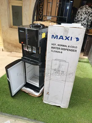 Maxi Yl2382s-B Standing Dispenser for Modern Kitchens