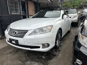 Lexus ES 2012 White