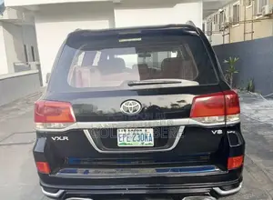 Toyota Land Cruiser 2017 Black