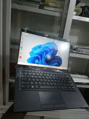 Laptop Dell Latitude 7390 8GB Intel Core i5 SSD 256GB