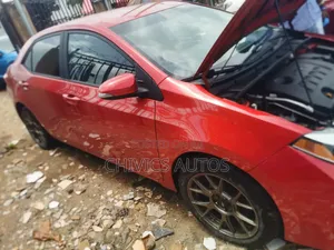 Toyota Corolla 2016 Red