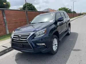 Lexus GX 2019 Blue