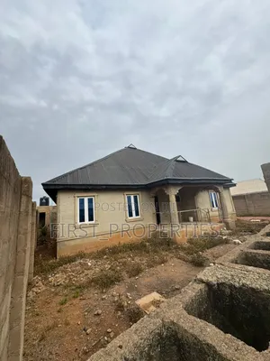 3bdrm Bungalow in Omi Adio, Oyo for sale