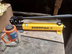 Enerpac Hydraulic Hand Pump
