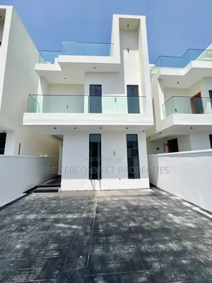 4bdrm Duplex in Ikota for sale