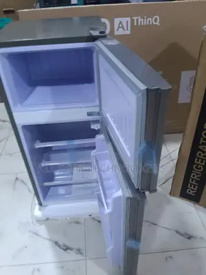 Snowsea Refrigerator BCD-136 Energy Efficient 100l