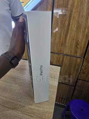 New Apple iPad Pro 11 (2025) 256 GB Black
