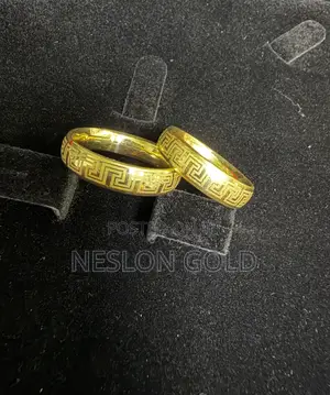 Italy 750 Tested 18karat Gold Wedding Bands