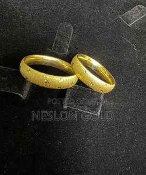 Italy 750 Tested 18karat Pure Gold Wedding Ring Set